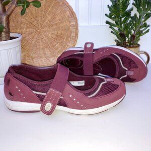 Ryka Women's Maroon Mary Jane Athletic Streetwear Shoes Size 8.5